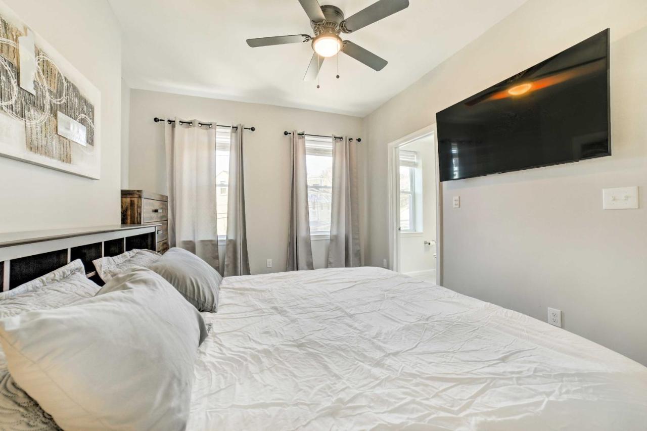 Townhome 1 Mi To Downtown Ferienhaus *