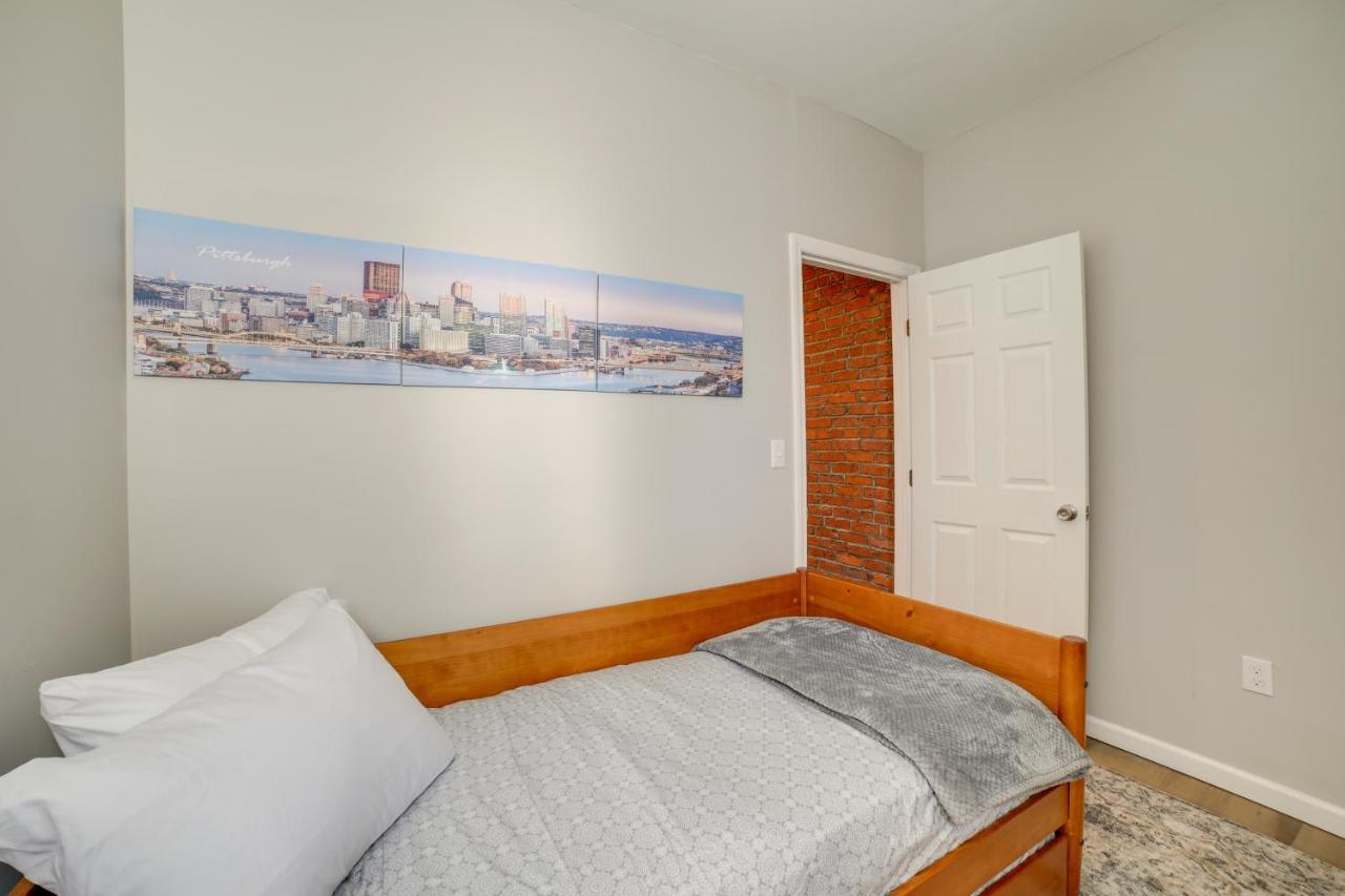 Townhome 1 Mi To Downtown Ferienhaus *
